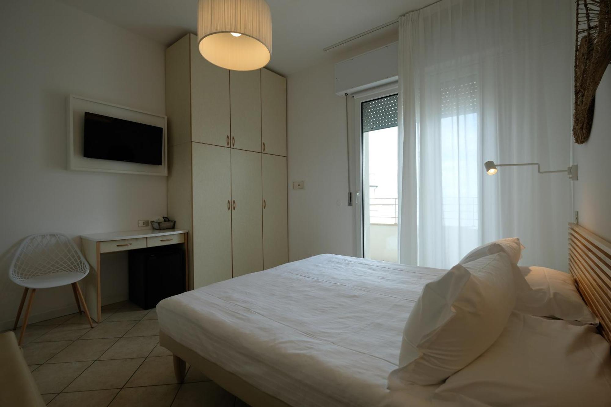 Hotel Solemare ميلانو ماريتيما المظهر الخارجي الصورة