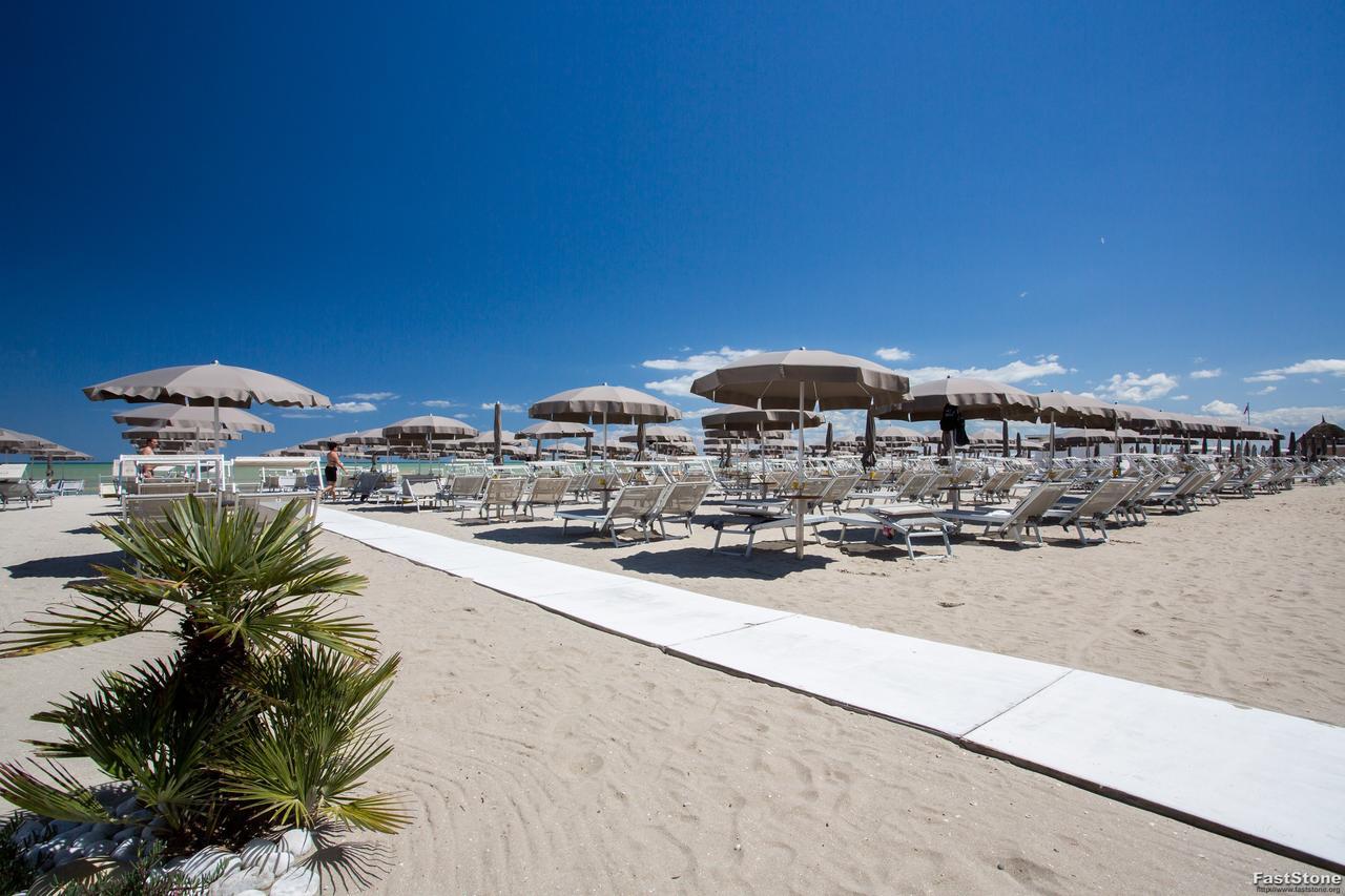 Hotel Solemare ميلانو ماريتيما المظهر الخارجي الصورة