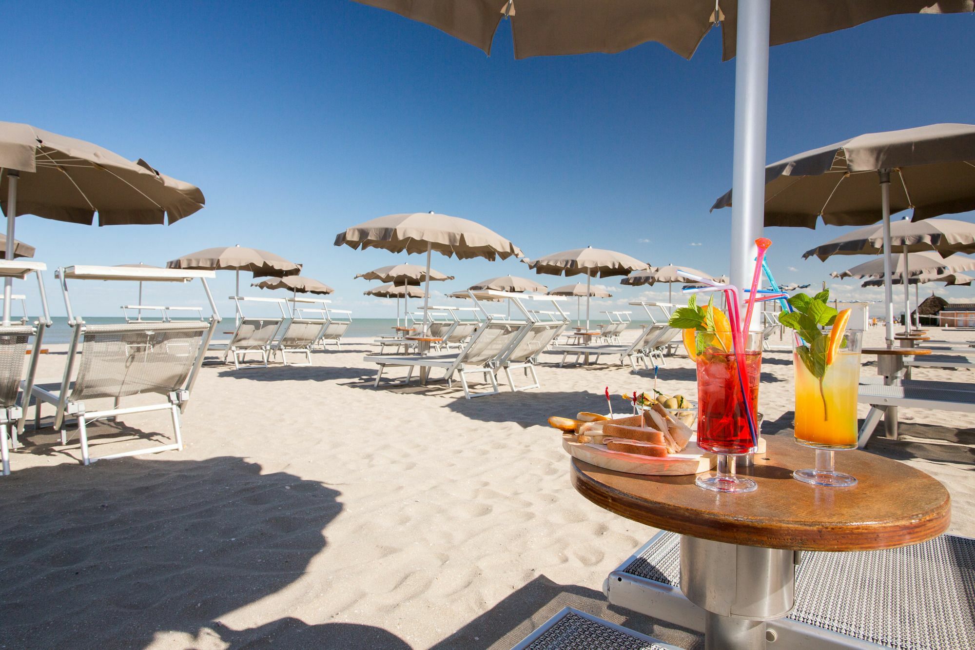 Hotel Solemare ميلانو ماريتيما المظهر الخارجي الصورة